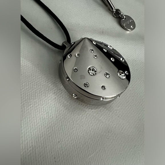 SWAROVSKI Aura Crystal Transparent Lip Gloss Pendant 1.3g - Picture 7 of 9